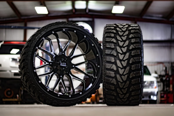 Hardrock Affliction 24X14 -76 | Versatyre MXT 33X13.50R24